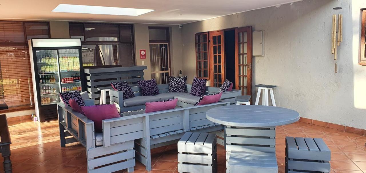 Life Tours & Accommodation Boksburg Bagian luar foto